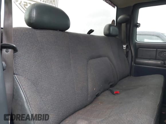 ✅ 2001 Chevrolet Silverado 1500 LS • VIN: 2GCEK19T811288343 • Лот: 43041421. Опубликован ранее на IAAI с пробегом 228 942 миль. Бесплатный доступ к архиву аукционных продаж из США и подробный отчёт об истории автомобиля на DreamBid. Изображение 8.