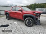 ✅ 2024 Toyota Tacoma TRD Off Road • VIN: 3TYLB5JN2RT013054 • Lot: 82273315. Wystawiony na Copart z przebiegiem 29 561 mil. Bezpłatny archiwum sprzedaży aukcyjnych z USA i szczegółowy raport historii pojazdu na DreamBid. Zdjęcie 4.