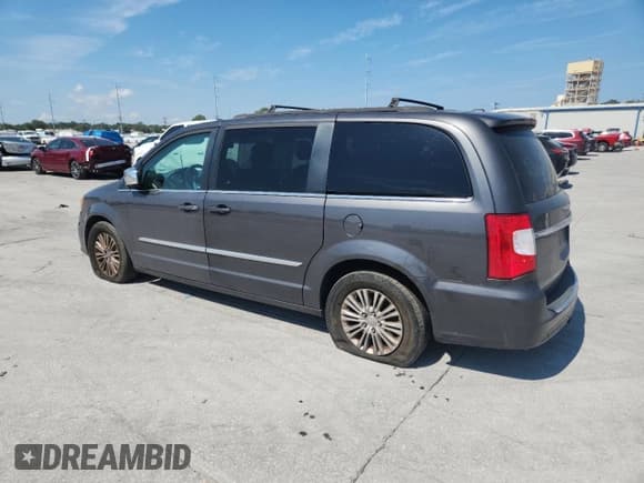 ✅ 2015 Chrysler Town & Country Touring • VIN: 2C4RC1CG5FR618362 • Lot: 81681635. Listed on Copart with Not provided. Free auction sales archive from the USA and detailed vehicle history report at DreamBid. Image 2.