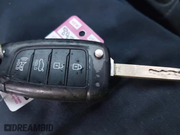 ✅ 2021 Hyundai Accent SE • VIN: 3KPC24A60ME131007 • Лот: 41320040. Опубликован ранее на IAAI с пробегом 97 607 миль. Бесплатный доступ к архиву аукционных продаж из США и подробный отчёт об истории автомобиля на DreamBid. Изображение 11.