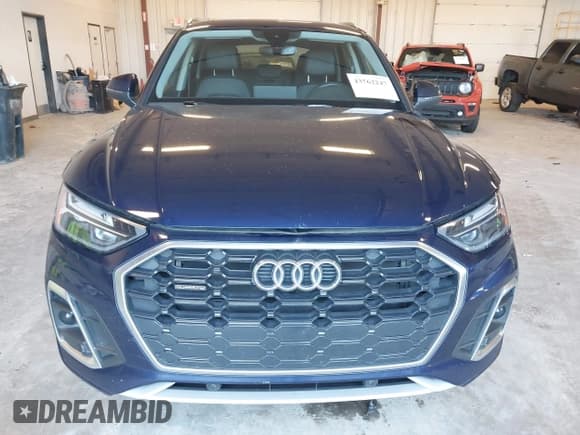 ✅ 2022 Audi Q5 S line Premium • VIN: WA1GAAFY0N2027185 • Lot: 43762247. Listed on IAAI with 48,423 mi. Free auction sales archive from the USA and detailed vehicle history report at DreamBid. Image 12.