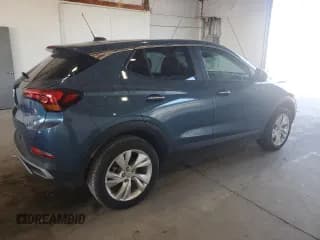 ✅ 2025 Buick Encore GX Preferred • VIN: KL4AMCSL2SB065676 • Lot: 86067495. Wystawiony na Copart z przebiegiem 15 521 mil. Bezpłatny archiwum sprzedaży aukcyjnych z USA i szczegółowy raport historii pojazdu na DreamBid. Zdjęcie 3.