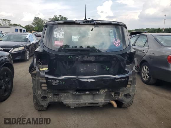 ✅ 2017 Jeep Renegade Sport • VIN: ZACCJBABXHPG29809 • Lot: 69068535. Wystawiony na Copart z przebiegiem 151 045 mil. Bezpłatny archiwum sprzedaży aukcyjnych z USA i szczegółowy raport historii pojazdu na DreamBid. Zdjęcie 6.