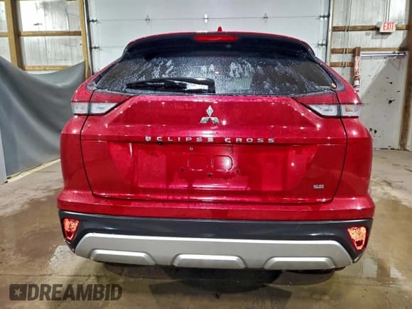 ✅ 2024 Mitsubishi Eclipse Cross SE • VIN: JA4ATWAA3RZ017495 • Lot: 94580335. Wystawiony na Copart z przebiegiem 50 611 mil. Bezpłatny archiwum sprzedaży aukcyjnych z USA i szczegółowy raport historii pojazdu na DreamBid. Zdjęcie 6.