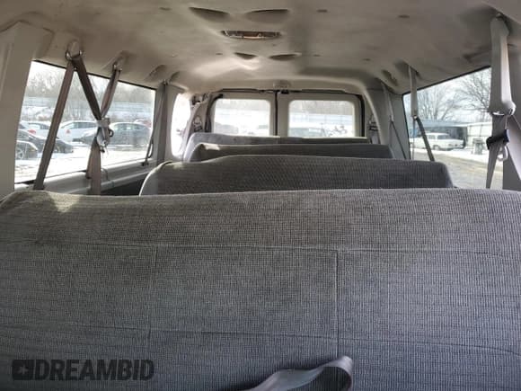 ✅ 2004 Ford Econoline Passenger XL • VIN: 1FBSS31L14HA66145 • Lot: 45721185. Listed on Copart with 150,238 mi. Free auction sales archive from the USA and detailed vehicle history report at DreamBid. Image 10.