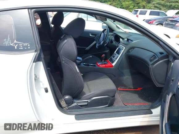 ✅ 2010 Hyundai Genesis Coupe • VIN: KMHHT6KD3AU033898 • Лот: 42539696. Опубликован ранее на IAAI с пробегом 209 175 миль. Бесплатный доступ к архиву аукционных продаж из США и подробный отчёт об истории автомобиля на DreamBid. Изображение 5.