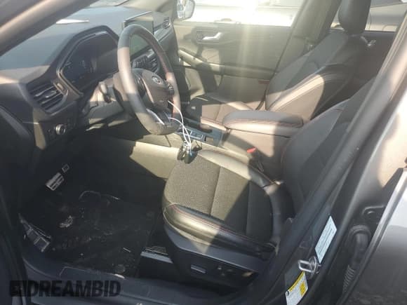 ✅ 2024 Ford Escape ST-Line Select • VIN: 1FMCU9NA8RUB60314 • Lot: 57662305. Listed on Copart with 10,667 mi. Free auction sales archive from the USA and detailed vehicle history report at DreamBid. Image 7.