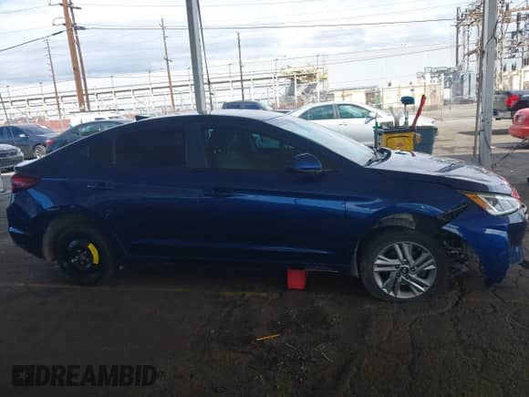 2020 Hyundai Elantra SEL z VIN 5NPD84LF1LH580044, wystawiony jako IAAI lot #43242807 z przebiegiem 83 809 mil mil oraz . Historia ofert i sprzedaży dostępna na DreamBid. Obrazek 14.