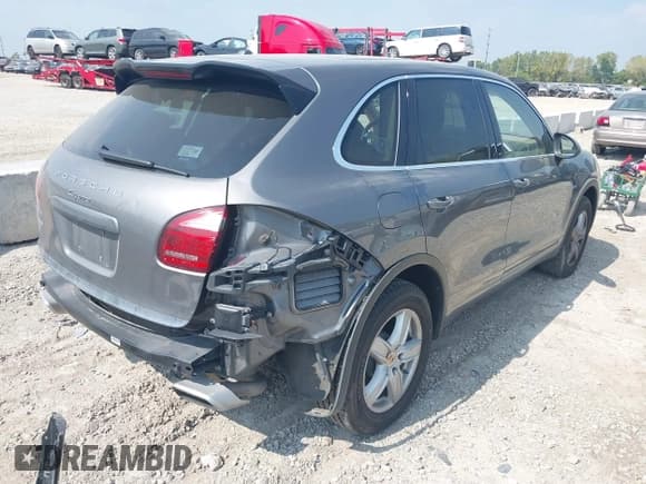 ✅ 2013 Porsche Cayenne Diesel • VIN: WP1AF2A26DLA38723 • Лот: 42996823. Опубликован ранее на IAAI с пробегом 149 048 миль. Бесплатный доступ к архиву аукционных продаж из США и подробный отчёт об истории автомобиля на DreamBid. Изображение 4.