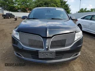 ✅ 2016 Lincoln MKT • VIN: 2LMHJ5NK4GBL01984 • Лот: 59247354. Опубликован ранее на Copart с пробегом 376 922 миль. Бесплатный доступ к архиву аукционных продаж из США и подробный отчёт об истории автомобиля на DreamBid. Изображение 5.