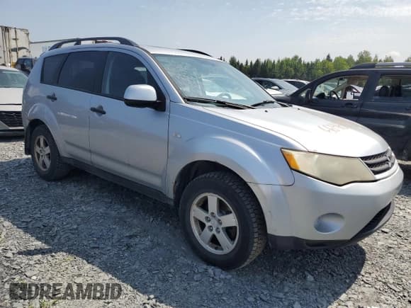 ✅ 2007 Mitsubishi Outlander LS • VIN: JA4MT31X87Z602571 • Lot: 66461595. Wystawiony na Copart z przebiegiem 256 835 mil. Bezpłatny archiwum sprzedaży aukcyjnych z USA i szczegółowy raport historii pojazdu na DreamBid. Zdjęcie 4.
