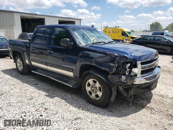 ✅ 2008 Chevrolet Silverado 1500 LTZ • VIN: 2GCEK133681122146 • Lot: 52461383. Listed on Copart with 209,219 mi. Free auction sales archive from the USA and detailed vehicle history report at DreamBid. Image 4.