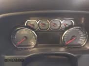 ✅ 2015 Chevrolet Silverado 2500HD LT • VIN: 1GC2KVEG5FZ501928 • Lot: 42460213. Wystawiony na IAAI z przebiegiem Nie podano. Bezpłatny archiwum sprzedaży aukcyjnych z USA i szczegółowy raport historii pojazdu na DreamBid. Zdjęcie 7.