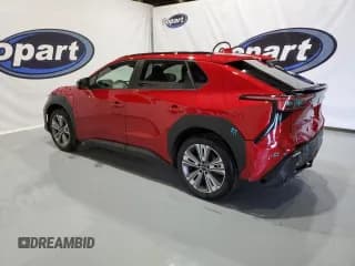 ✅ 2023 Subaru Solterra Premium • VIN: JTMABABAXPA024028 • Lot: 73780443. Wystawiony na Copart z przebiegiem 4 074 mil. Bezpłatny archiwum sprzedaży aukcyjnych z USA i szczegółowy raport historii pojazdu na DreamBid. Zdjęcie 2.