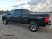 ✅ 2008 Chevrolet Silverado 2500HD Work Truck • VIN: 1GCHK23K58F221303 • Lot: 69188134. Wystawiony na Copart z przebiegiem 323 349 mil. Bezpłatny archiwum sprzedaży aukcyjnych z USA i szczegółowy raport historii pojazdu na DreamBid. Zdjęcie 2.