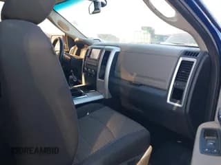 ✅ 2009 Dodge 1500 SLT • VIN: 1D3HB13T49J501786 • Lot: 41726367. Wystawiony na IAAI z przebiegiem 205 546 mil. Bezpłatny archiwum sprzedaży aukcyjnych z USA i szczegółowy raport historii pojazdu na DreamBid. Zdjęcie 5.