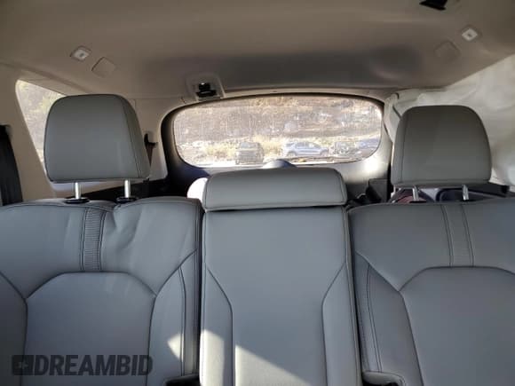 ✅ 2025 Honda Pilot Touring • VIN: 5FNYG1H74SB059420 • Lot: 91013385. Listed on Copart with Not provided. Free auction sales archive from the USA and detailed vehicle history report at DreamBid. Image 10.