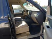 ✅ 2013 Ford Expedition XLT • VIN: 1FMJU1H53DEF43992 • Lot: 43798976. Wystawiony na IAAI z przebiegiem 236 461 mil. Bezpłatny archiwum sprzedaży aukcyjnych z USA i szczegółowy raport historii pojazdu na DreamBid. Zdjęcie 5.