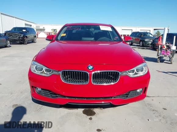 ✅ 2015 BMW 3 Series 328i • VIN: WBA3A5G54FNS83648 • Лот: 43516454. Опубликован ранее на IAAI с пробегом 132 623 миль. Бесплатный доступ к архиву аукционных продаж из США и подробный отчёт об истории автомобиля на DreamBid. Изображение 12.