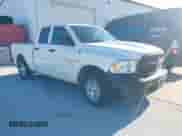 2015 Ram 1500 Express z VIN 1C6RR7FT9FS708212, wystawiony jako IAAI lot #42161725 z przebiegiem 240 892 mil mil oraz . Historia ofert i sprzedaży dostępna na DreamBid. Obrazek 1.