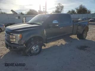 ✅ 2017 Ford F-350 Lariat • VIN: 1FT8W3DT7HEE82147 • Lot: 92095455. Wystawiony na Copart z przebiegiem 62 883 mil. Bezpłatny archiwum sprzedaży aukcyjnych z USA i szczegółowy raport historii pojazdu na DreamBid. Zdjęcie 1.