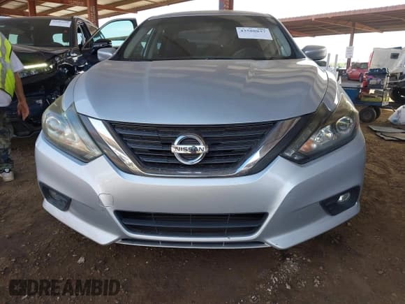 ✅ 2016 Nissan Altima SR • VIN: 1N4AL3AP5GC285527 • Lot: 43588837. Listed on IAAI with 96,599 mi. Free auction sales archive from the USA and detailed vehicle history report at DreamBid. Image 12.