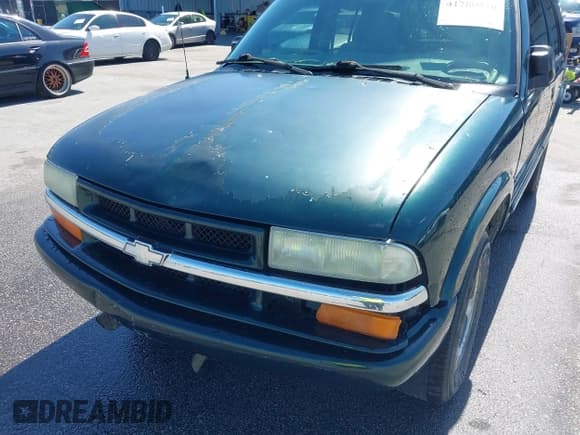 ✅ 2004 Chevrolet Blazer Fleet • VIN: 1GNCS13X14K109493 • Lot: 41780876. Wystawiony na IAAI z przebiegiem 117 653 mil. Bezpłatny archiwum sprzedaży aukcyjnych z USA i szczegółowy raport historii pojazdu na DreamBid. Zdjęcie 12.