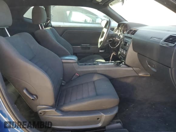 ✅ 2009 Dodge Challenger R/T • VIN: 2B3LJ54T79H641202 • Lot: 82033054. Wystawiony na Copart z przebiegiem 121 919 mil. Bezpłatny archiwum sprzedaży aukcyjnych z USA i szczegółowy raport historii pojazdu na DreamBid. Zdjęcie 10.