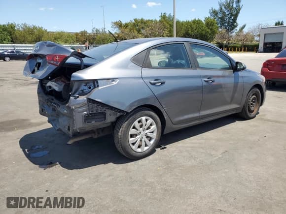 ✅ 2019 Hyundai Accent SE • VIN: 3KPC24A3XKE080702 • Лот: 51000355. Опубликован ранее на Copart с пробегом 92 614 миль. Бесплатный доступ к архиву аукционных продаж из США и подробный отчёт об истории автомобиля на DreamBid. Изображение 3.