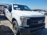 ✅ 2018 Ford F-250 XL • VIN: 1FT7X2A62JEC26554 • Лот: 41603638. Опубликован ранее на IAAI с пробегом 131 469 миль. Бесплатный доступ к архиву аукционных продаж из США и подробный отчёт об истории автомобиля на DreamBid. Изображение 1.