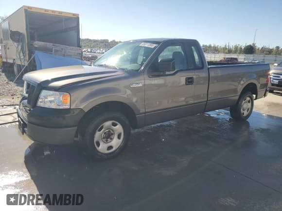 ✅ 2007 Ford F-150 XL • VIN: 1FTRF12277KD59600 • Lot: 85011095. Wystawiony na Copart z przebiegiem 97 571 mil. Bezpłatny archiwum sprzedaży aukcyjnych z USA i szczegółowy raport historii pojazdu na DreamBid. Zdjęcie 1.