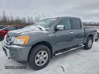 ✅ 2013 Nissan Titan SV • VIN: 1N6AA0EC4DN308802 • Lot: 91738155. Listed on Copart with 120,750 mi. Free auction sales archive from the USA and detailed vehicle history report at DreamBid. Image 1.