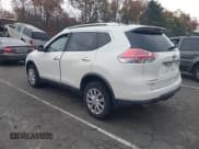 ✅ 2016 Nissan Rogue SV • VIN: KNMAT2MV7GP711161 • Lot: 43623844. Listed on IAAI with 207,503 mi. Free auction sales archive from the USA and detailed vehicle history report at DreamBid. Image 3.