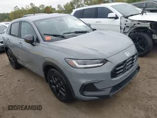 ✅ 2024 Honda HR-V Sport • VIN: 3CZRZ2H56RM750337 • Лот: 43290111. Опубликован ранее на IAAI с пробегом 5 771 миль. Бесплатный доступ к архиву аукционных продаж из США и подробный отчёт об истории автомобиля на DreamBid. Изображение 1.