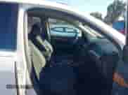 2008 Saturn Outlook XR z VIN 5GZER23798J200220, wystawiony jako IAAI lot #43607225 z przebiegiem 169 658 mil mil oraz . Historia ofert i sprzedaży dostępna na DreamBid. Obrazek 5.