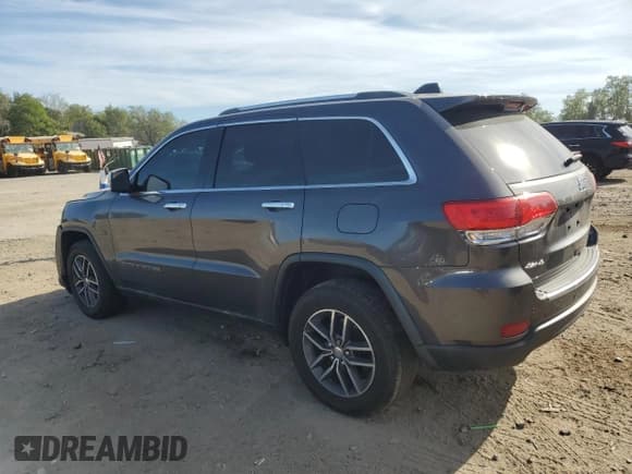 ✅ 2018 Jeep Grand Cherokee Sterling • VIN: 1C4RJFBG8JC369772 • Lot: 85105615. Listed on Copart with 84,686 mi. Free auction sales archive from the USA and detailed vehicle history report at DreamBid. Image 2.