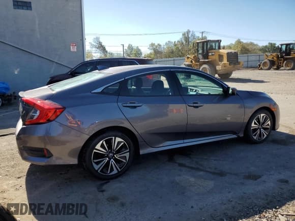 ✅ 2017 Honda Civic EX-L • VIN: 19XFC1F78HE206603 • Lot: 84782805. Listed on Copart with 40,535 mi. Free auction sales archive from the USA and detailed vehicle history report at DreamBid. Image 3.