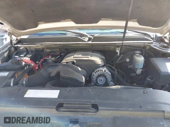 ✅ 2007 Chevrolet Suburban LS • VIN: 3GNFK16337G278898 • Lot: 43224482. Wystawiony na IAAI z przebiegiem 266 211 mil. Bezpłatny archiwum sprzedaży aukcyjnych z USA i szczegółowy raport historii pojazdu na DreamBid. Zdjęcie 10.