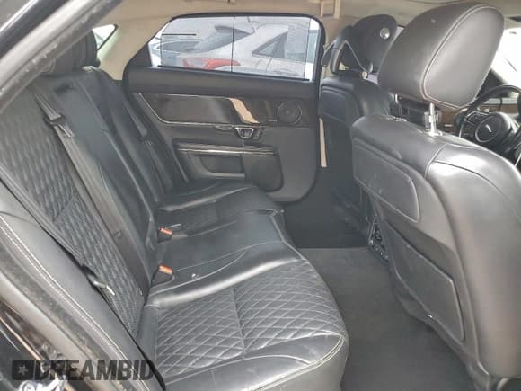 ✅ 2019 Jaguar XJ Portfolio • VIN: SAJWA2G76K8W20136 • Lot: 94327475. Listed on Copart with 144,134 mi. Free auction sales archive from the USA and detailed vehicle history report at DreamBid. Image 10.