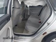 ✅ 2013 Volkswagen Passat Wolfsburg Edition • VIN: 1VWAH7A34DC105687 • Лот: 42668935. Опубликован ранее на IAAI с пробегом 146 281 миль. Бесплатный доступ к архиву аукционных продаж из США и подробный отчёт об истории автомобиля на DreamBid. Изображение 8.