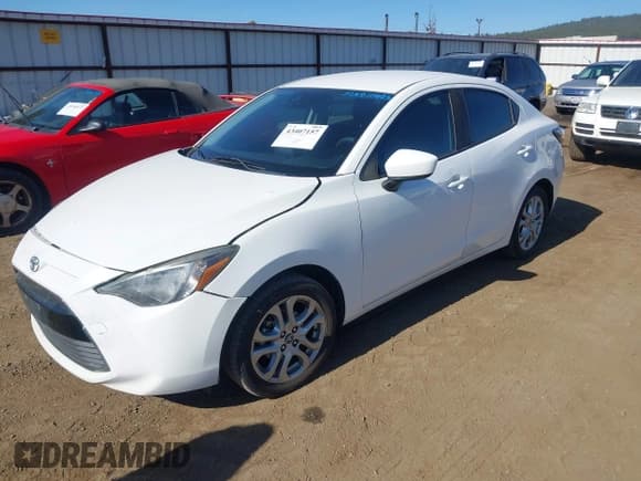 ✅ 2017 Toyota Yaris • VIN: 3MYDLBYVXHY190347 • Lot: 43407157. Listed on IAAI with 106,176 mi. Free auction sales archive from the USA and detailed vehicle history report at DreamBid. Image 2.