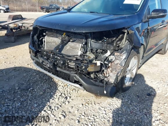 ✅ 2015 Ford Edge SEL • VIN: 2FMTK4J85FBB29261 • Lot: 43680240. Wystawiony na IAAI z przebiegiem 119 650 mil. Bezpłatny archiwum sprzedaży aukcyjnych z USA i szczegółowy raport historii pojazdu na DreamBid. Zdjęcie 6.