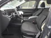 ✅ 2025 Hyundai Tucson SE • VIN: 5NMJA3DE9SH543567 • Lot: 84234435. Wystawiony na Copart z przebiegiem 12 284 mil. Bezpłatny archiwum sprzedaży aukcyjnych z USA i szczegółowy raport historii pojazdu na DreamBid. Zdjęcie 7.