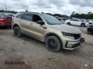 ✅ 2021 Kia Sorento SX Prestige X-Line • VIN: 5XYRKDLF2MG009856 • Lot: 81764485. Listed on Copart with 44,710 mi. Free auction sales archive from the USA and detailed vehicle history report at DreamBid. Image 4.