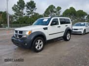 ✅ 2007 Dodge Nitro SXT • VIN: 1D8GT28K17W595652 • Lot: 43559473. Wystawiony na IAAI z przebiegiem 186 914 mil. Bezpłatny archiwum sprzedaży aukcyjnych z USA i szczegółowy raport historii pojazdu na DreamBid. Zdjęcie 2.