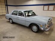 ✅ 1972 Mercedes-Benz 280 • VIN: 10801812081911 • Lot: 90714475. Listed on Copart with 89,258 mi. Free auction sales archive from the USA and detailed vehicle history report at DreamBid. Image 4.