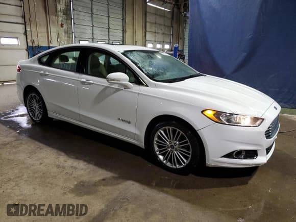 ✅ 2013 Ford Fusion SE Hybrid • VIN: 3FA6P0LU7DR360009 • Lot: 92398755. Listed on Copart with 127,902 mi. Free auction sales archive from the USA and detailed vehicle history report at DreamBid. Image 4.