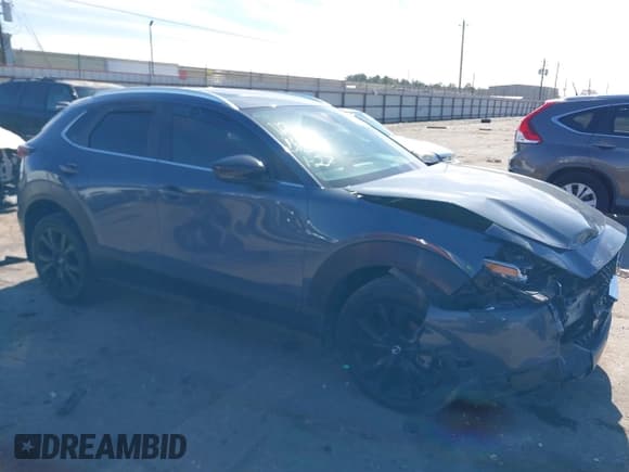 ✅ 2022 Mazda CX-30 S Preferred • VIN: 3MVDMBCL8NM447282 • Лот: 41467530. Опубликован ранее на IAAI с пробегом 15 288 миль. Бесплатный доступ к архиву аукционных продаж из США и подробный отчёт об истории автомобиля на DreamBid. Изображение 1.