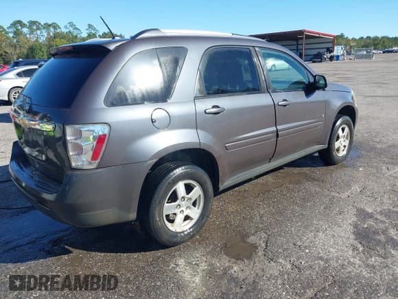 ✅ 2007 Chevrolet Equinox LT • VIN: 2CNDL63F676011156 • Лот: 43446463. Опубликован ранее на IAAI с пробегом 83 177 миль. Бесплатный доступ к архиву аукционных продаж из США и подробный отчёт об истории автомобиля на DreamBid. Изображение 4.