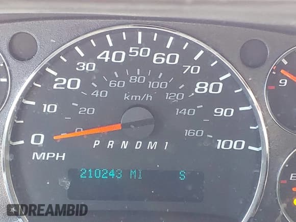 ✅ 2010 Chevrolet Express Passenger LT • VIN: 1GA2G1DG6A1150054 • Lot: 43123291. Wystawiony na IAAI z przebiegiem 210 243 mil. Bezpłatny archiwum sprzedaży aukcyjnych z USA i szczegółowy raport historii pojazdu na DreamBid. Zdjęcie 15.